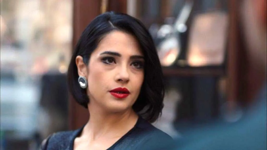 Funda Eryiğit: Chi è? Dove è nata? – Altezza – Età – Serie TV – Famiglia