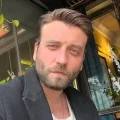 Nezir Çınarlı