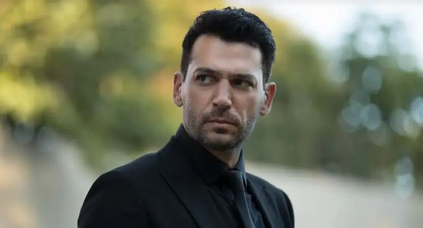 Murat Yıldırım Chi è? Da dove viene – Altezza – Età – Serie TV – Famiglia