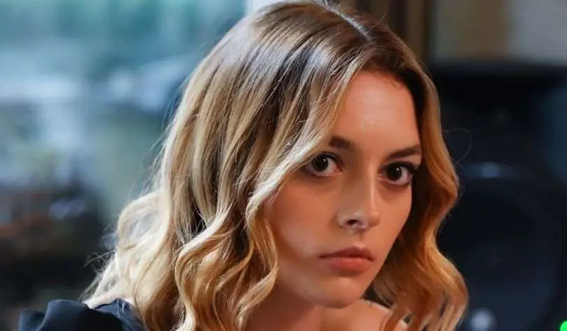 Melis Sezen: Chi è? Di dove è originaria? – Altezza – Età – Serie TV – Famiglia