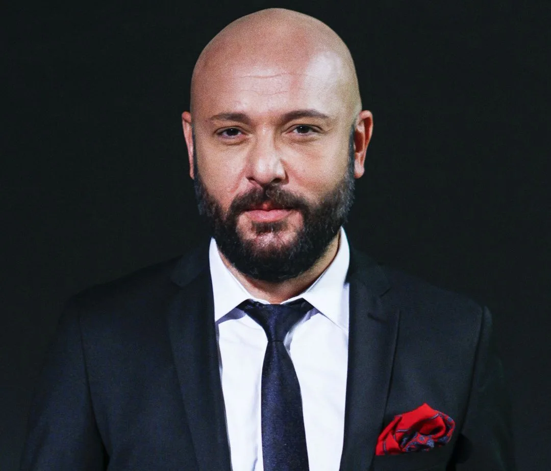 Tolga Tekin Chi è? Dove è nato – Altezza – Età – Serie TV – Famiglia