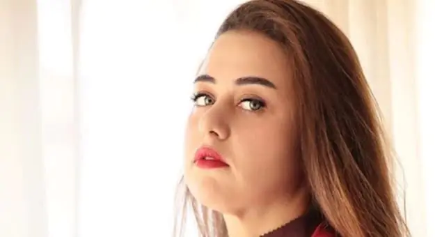 Aslı Samat Chi è? Dove è nata – Altezza – Età – Serie TV – Famiglia