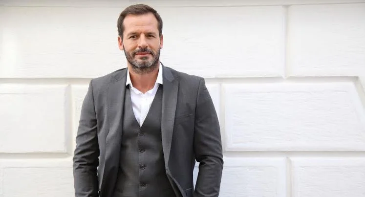 Nihat Alptuğ Altınkaya Chi è? Di dove è – Altezza – Età – Serie TV – Famiglia