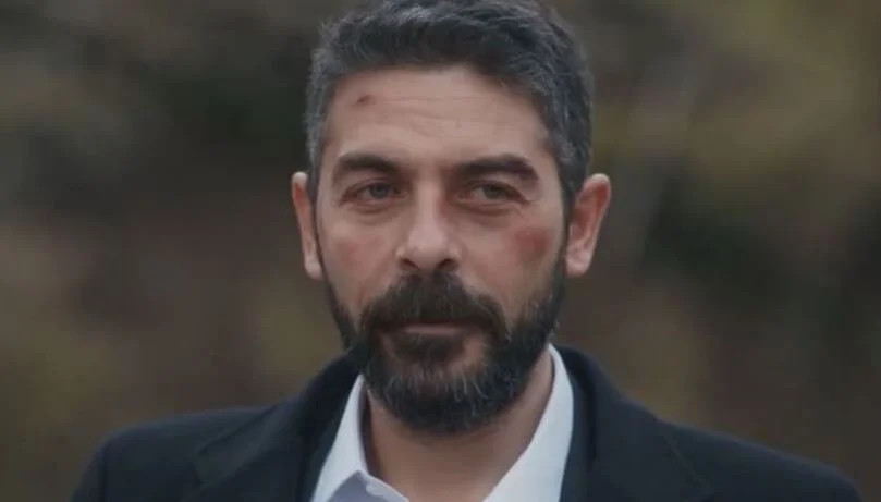 Sinan Tuzcu Chi è? Origine – Altezza – Età – Serie TV – Famiglia