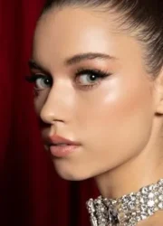 Afra Saraçoğlu