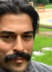 Burak Özçivit
