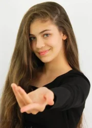 Isabella Damla Güvenilir