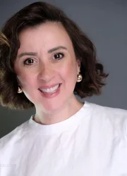 İrem Kahyaoğlu